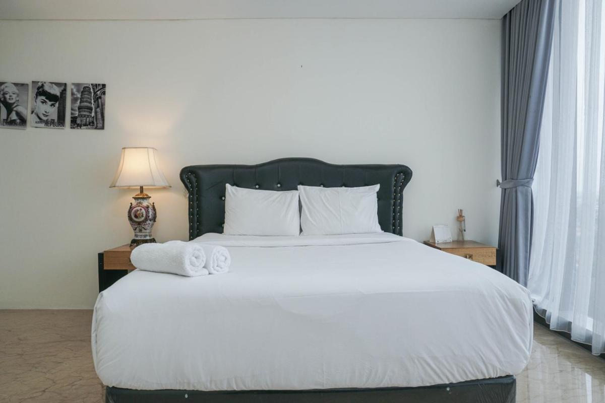 Luxury Design 1BR L'Avenue Apartment near Pancoran By Travelio - Housity