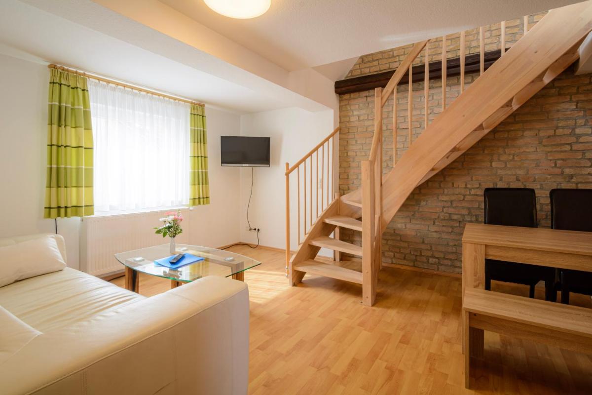 Hotel ZUM ENGEL in Speyer - Römerberg - Housity