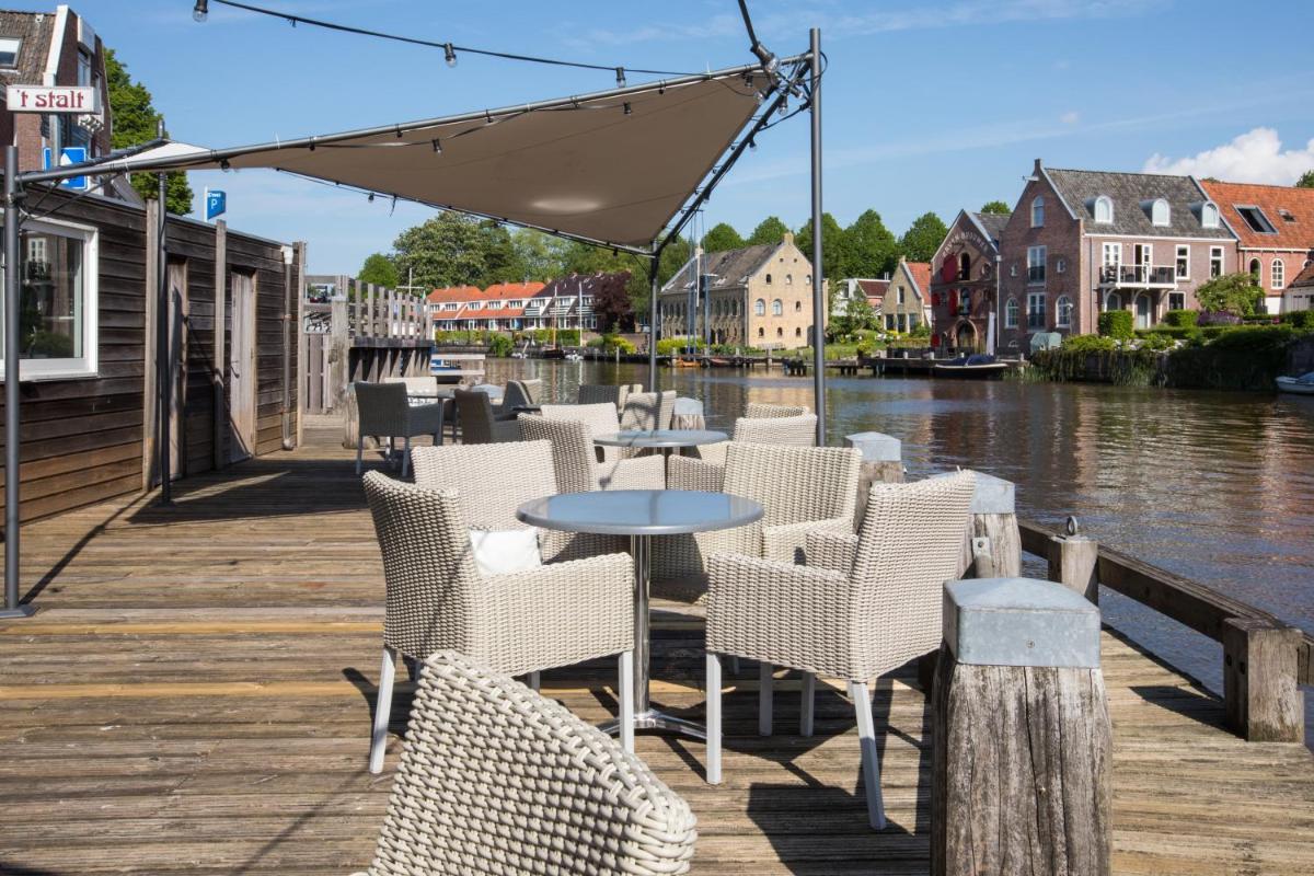 Hotel Café Restaurant De Posthoorn - Housity