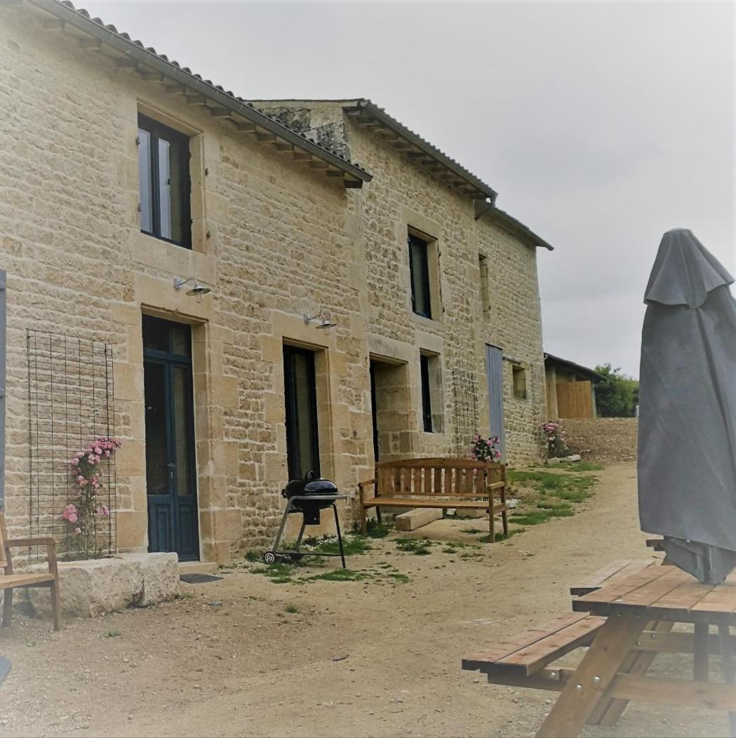 Château des Loups - Les Cèdres Bleus - Housity