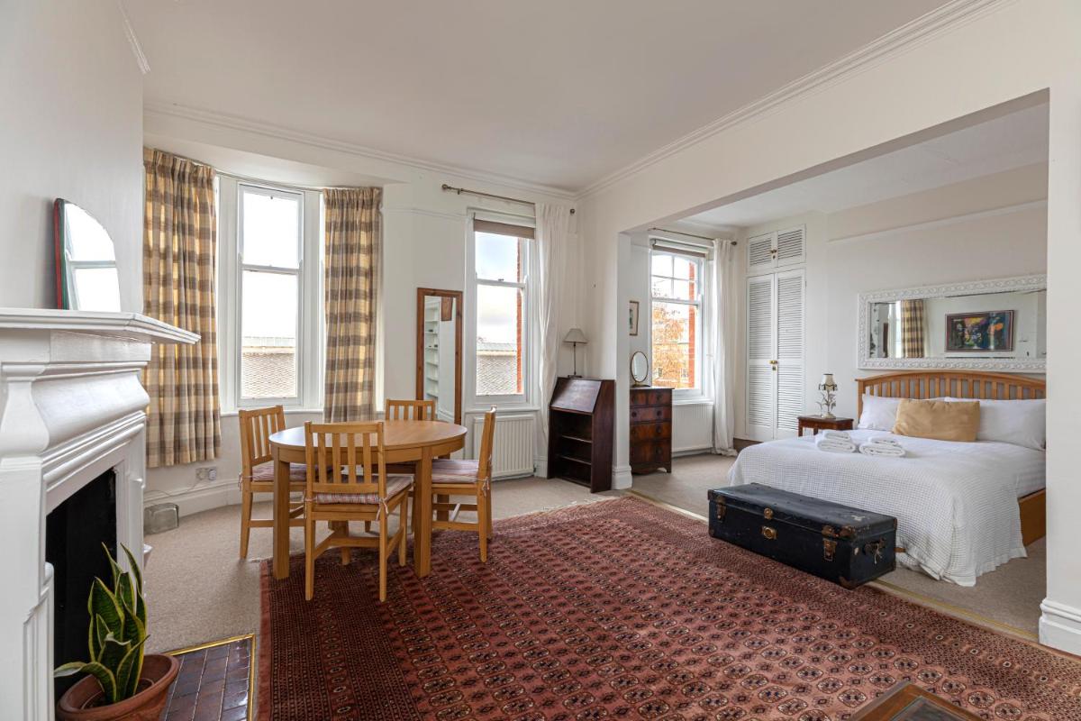 Suitetrails - Charming studio apartment on the King’s Road in Chelsea