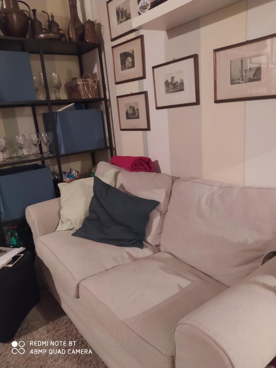 room in private apartment - Housity