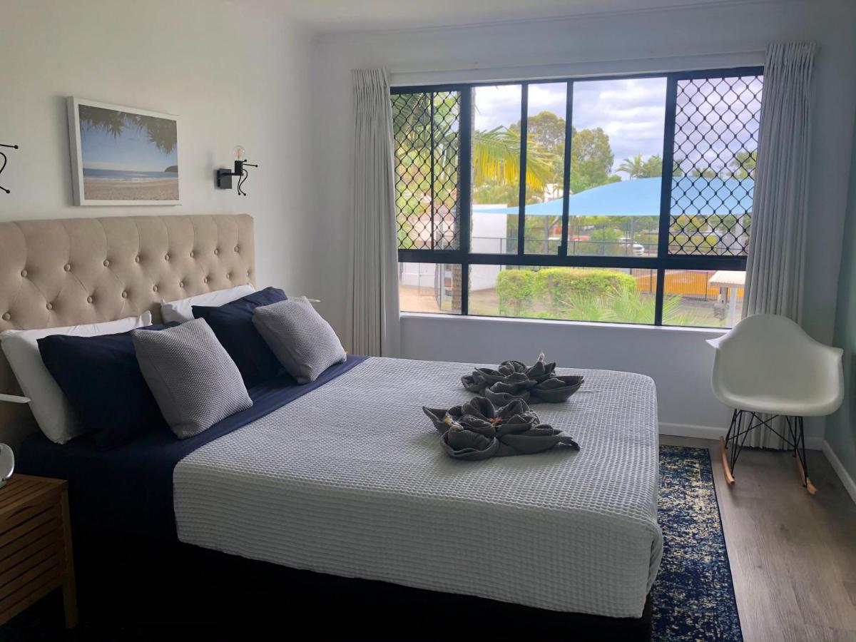 Apartment in 4* Resort - pool views - great location - Housity