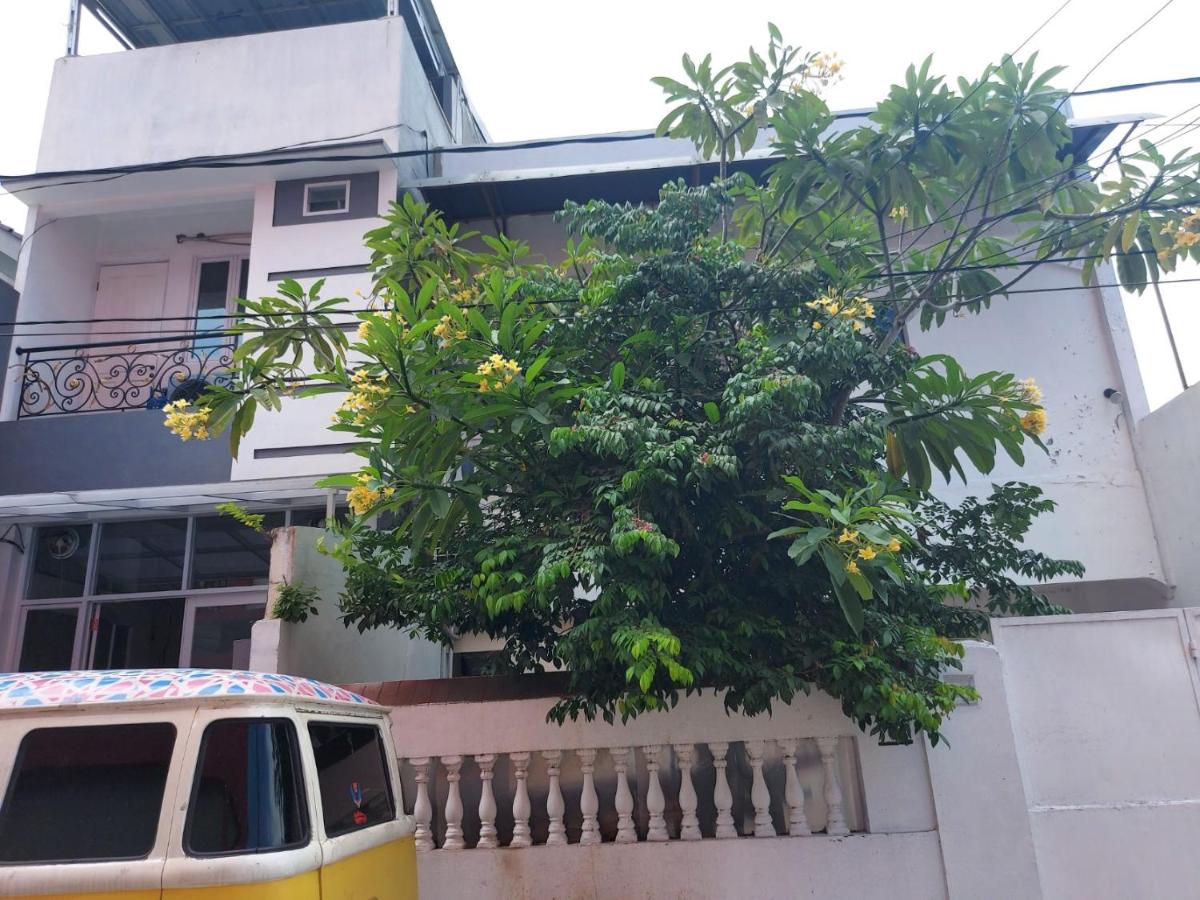 Eiffel Residence Cideng - Female Only - Housity