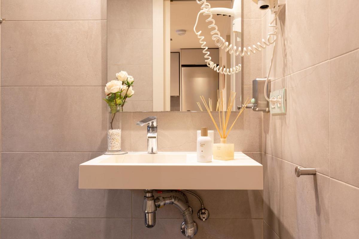 Chic Apartments Barcelona - Housity