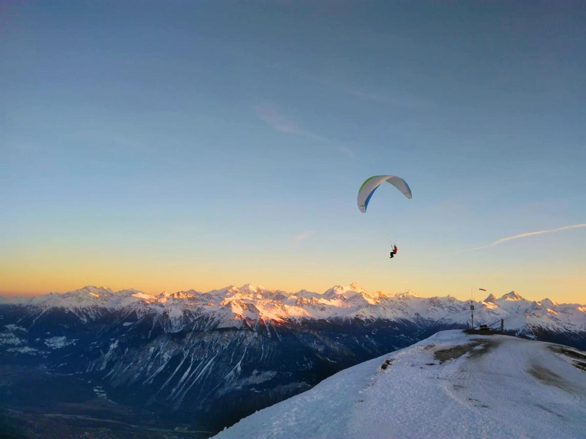 Suitetrails - LE NEVADA CRANS-MONTANA vue a vous couper le soufle