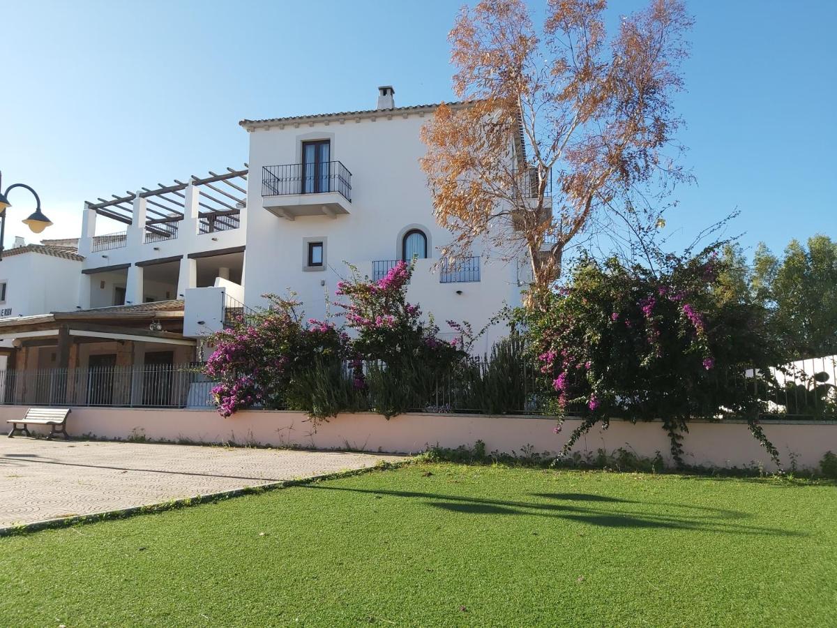Hotel il Faro di Molara - Housity