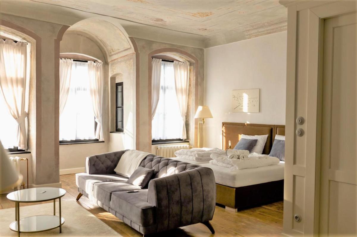 Apartments 1620yr Trnava - Housity