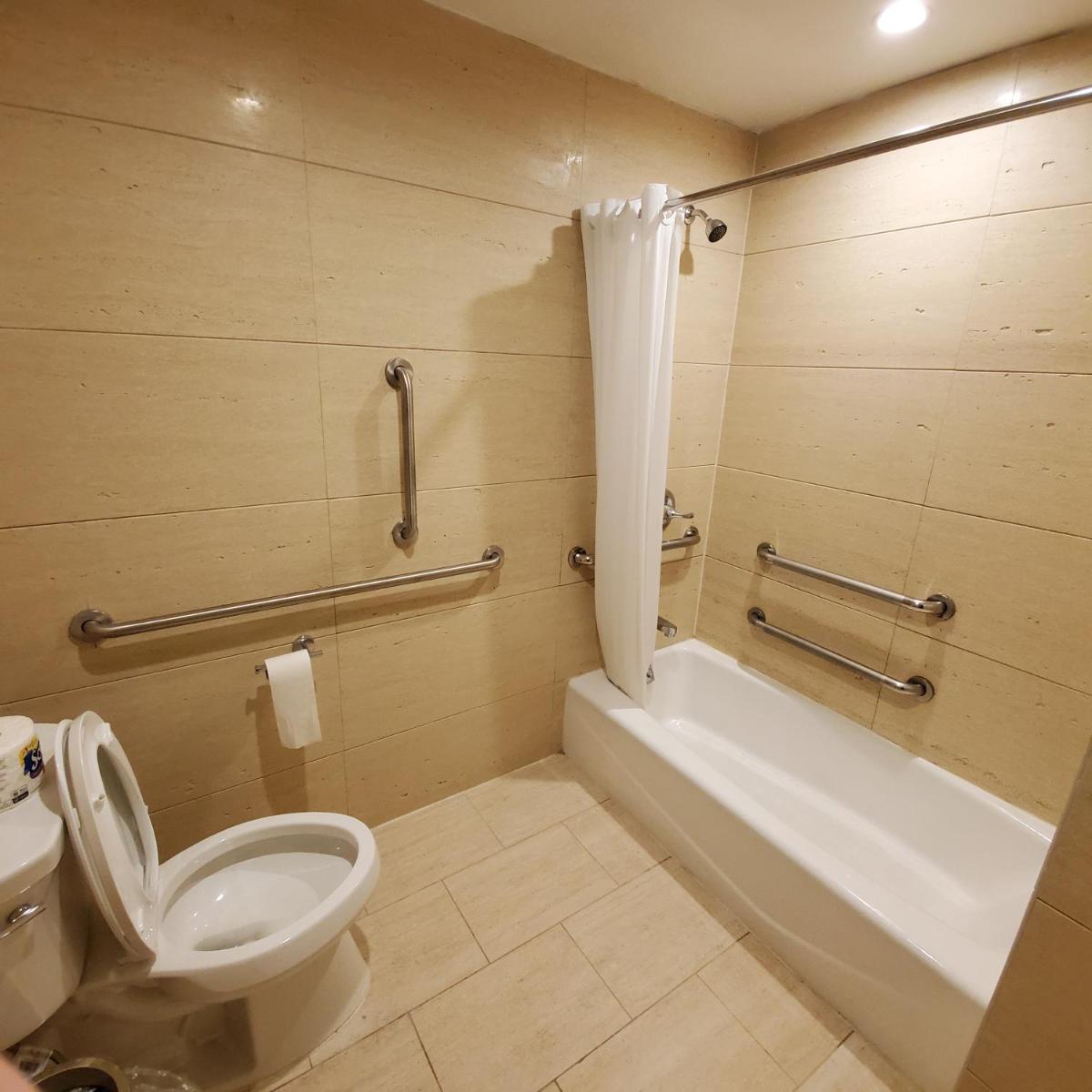 Mayfair Inn and Suites - Housity