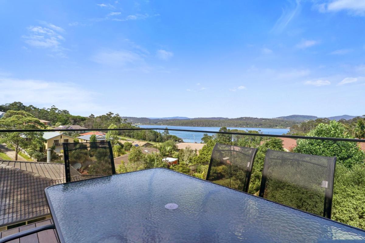 The Lake House and Apartment Merimbula - Housity