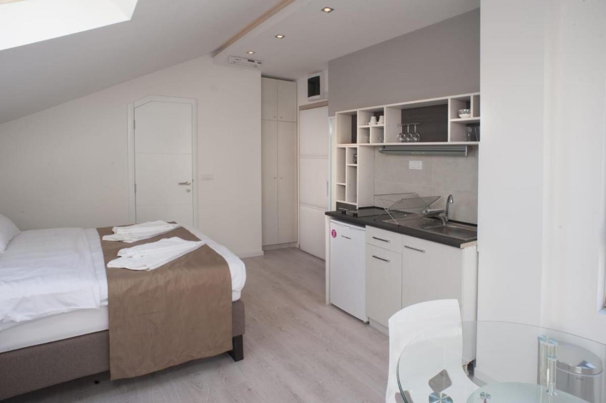 Apartments Villa Savamala - Housity