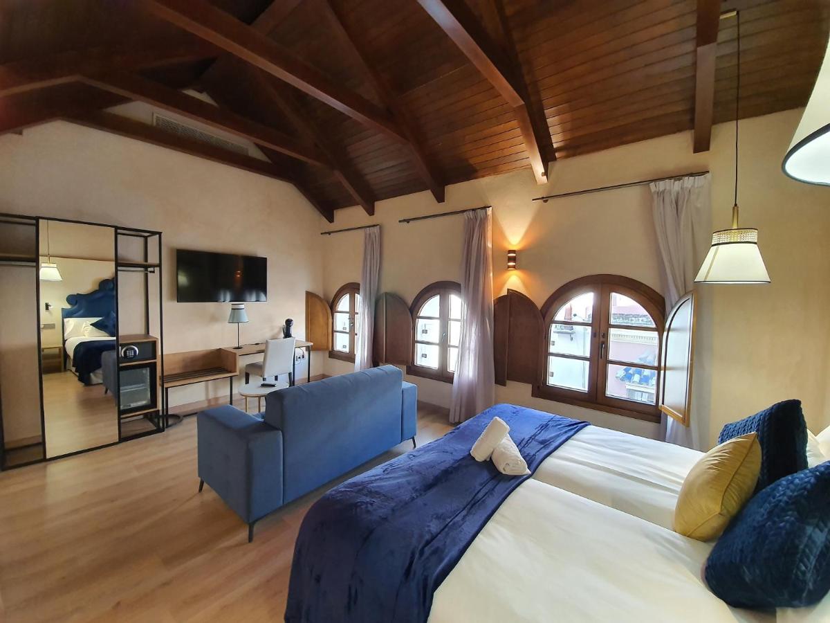Hemd Hotels Puerta Real Boutique - Hizvo