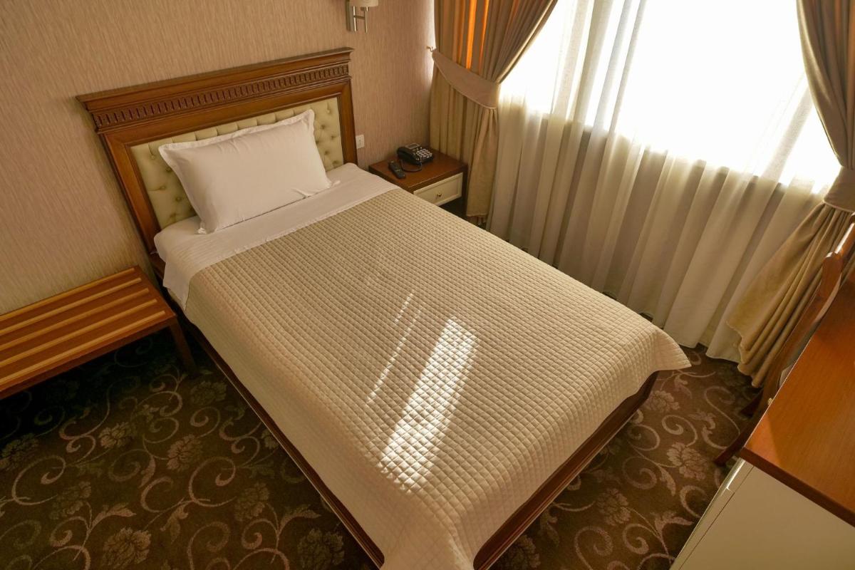 Suitetrails - Rozafa Hotel