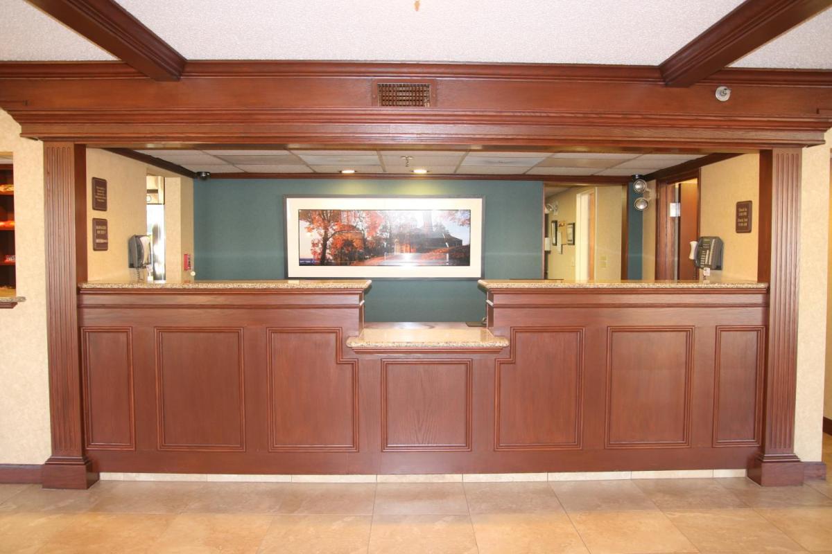 Auburn Place Hotel & Suites Cape Girardeau - Housity