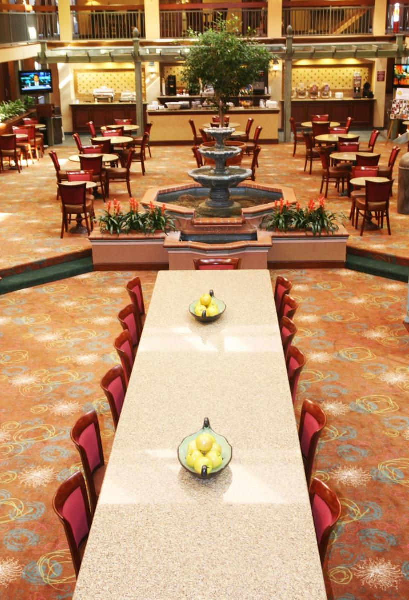 Auburn Place Hotel & Suites Cape Girardeau - Housity
