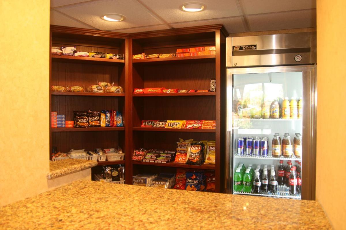 Auburn Place Hotel & Suites Cape Girardeau - Housity