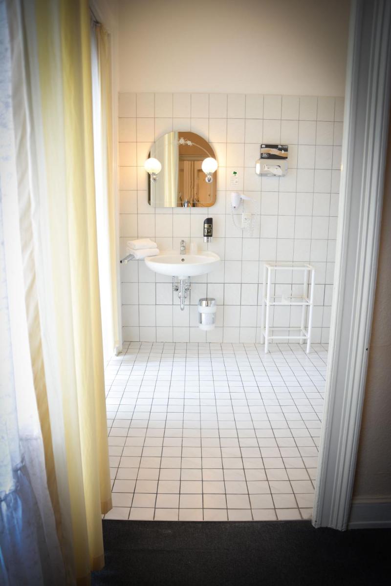 Hotel am Landeshaus - Housity