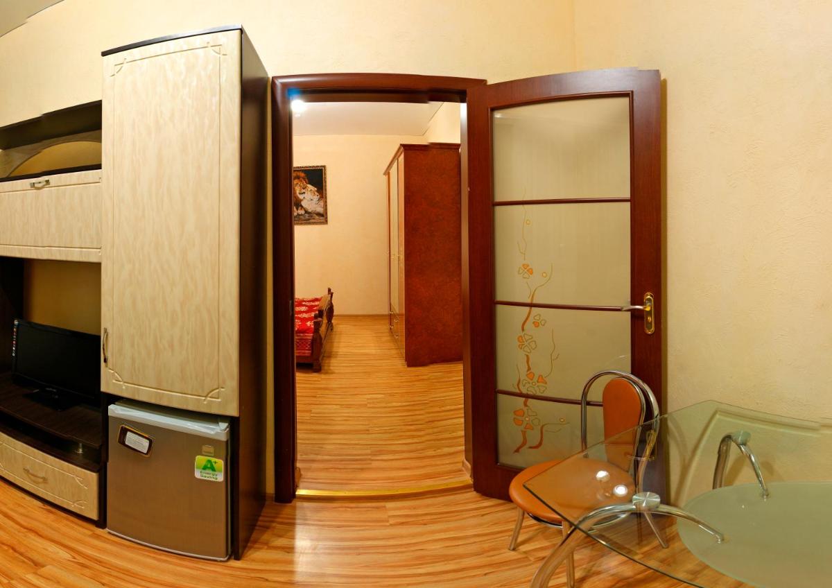 De Luxe - Housity