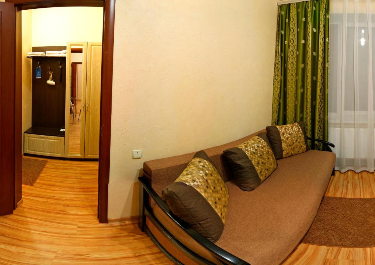 De Luxe - Housity
