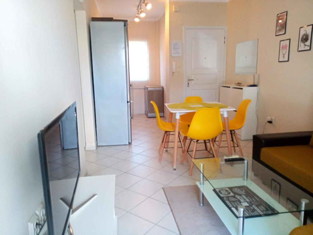 Golden Sky 2 Apartment - Housity
