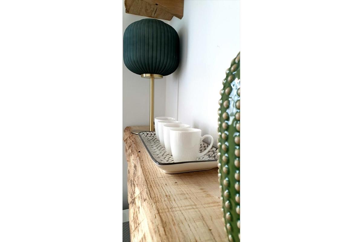 STUDIO CHARMANT-CONFORT-HYPERCENTRE-METRO-WIFI - Housity