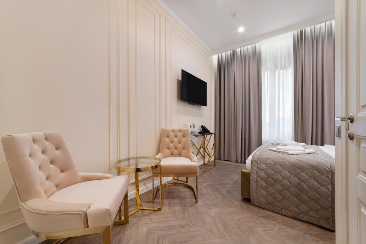 Hotel LeMar - Housity