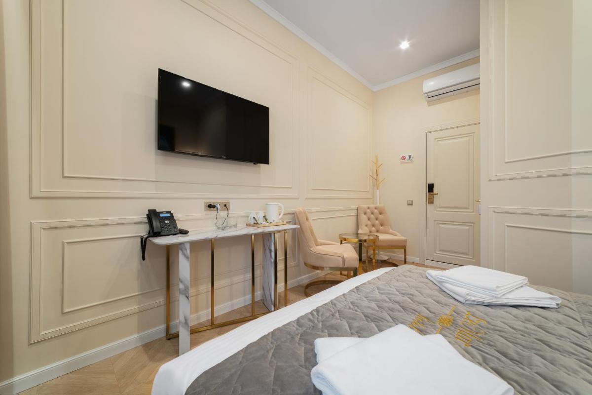 Hotel LeMar - Housity
