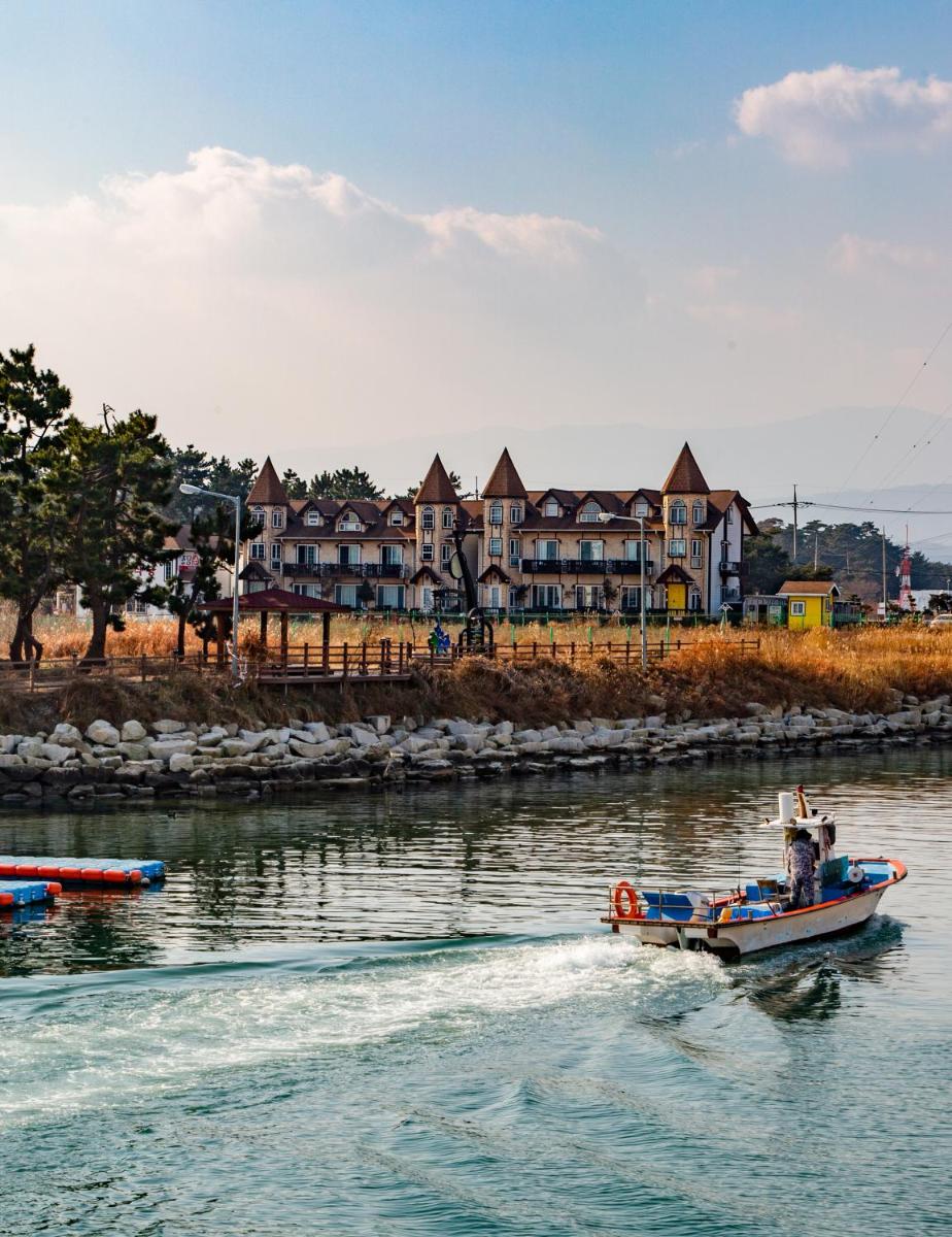 Santa Beach Pension - Housity