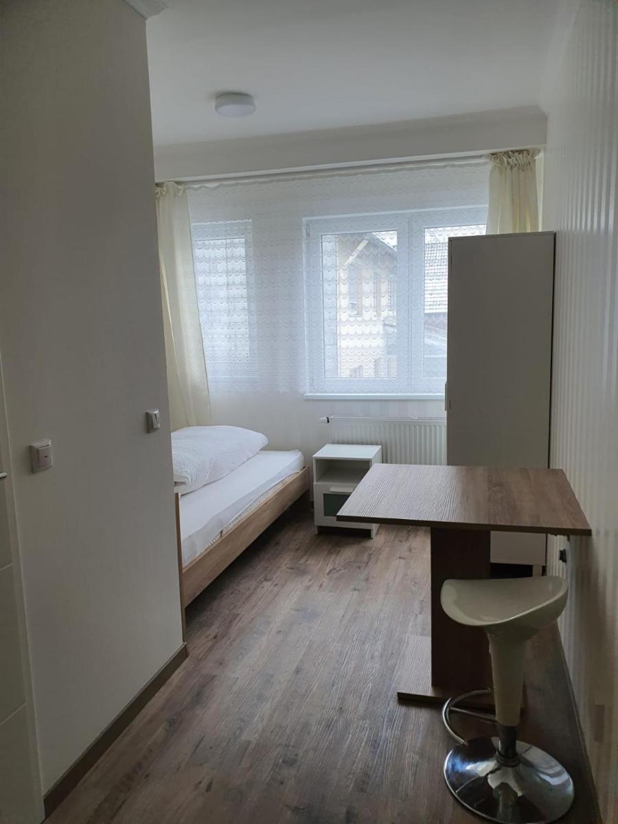 Hotel Schneider Apartaments - Housity