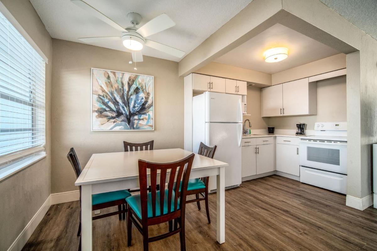 Perry's Ocean-Edge Resort - Housity