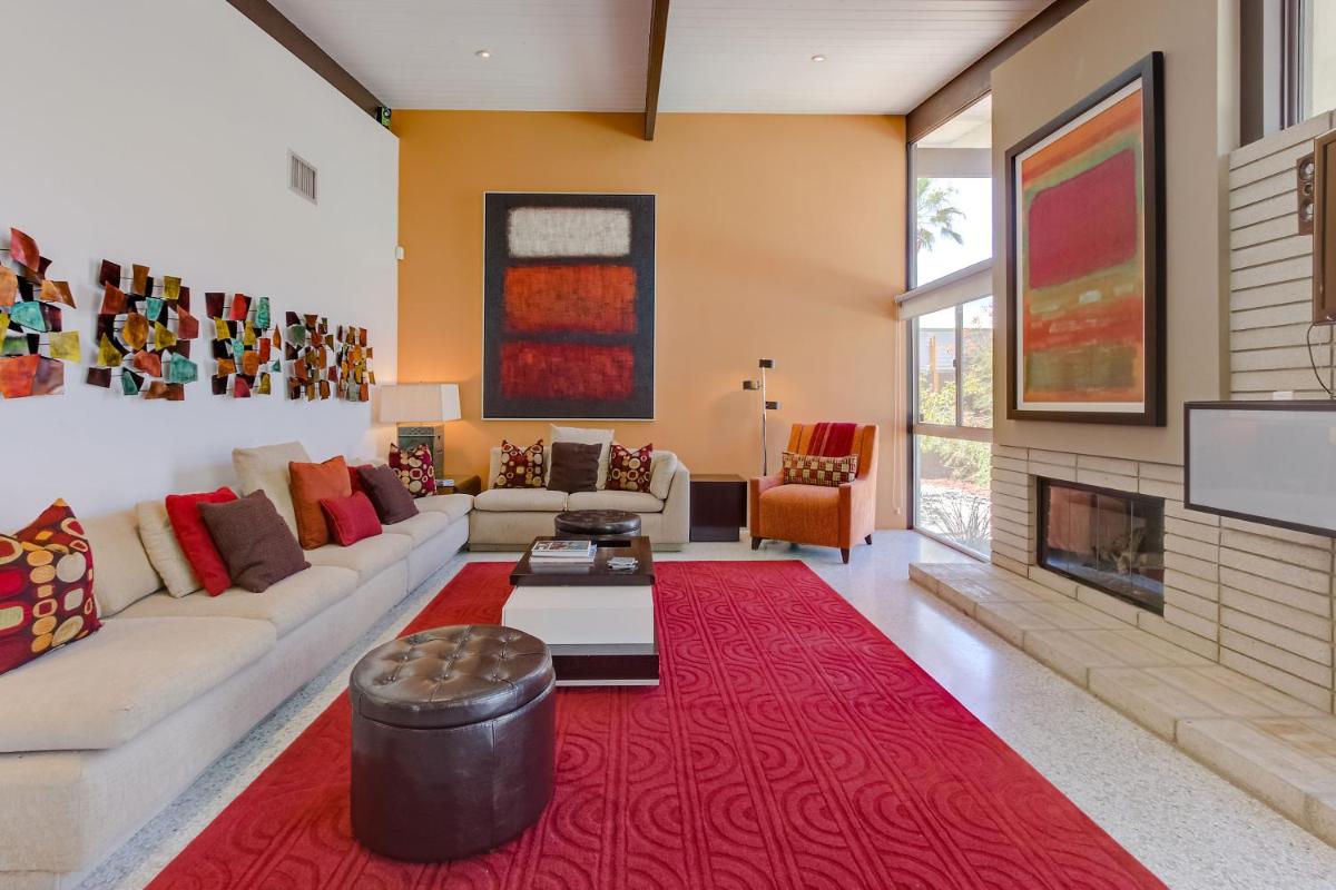 Deepwell Midcentury Butterfly by Oranj Palm - Housity