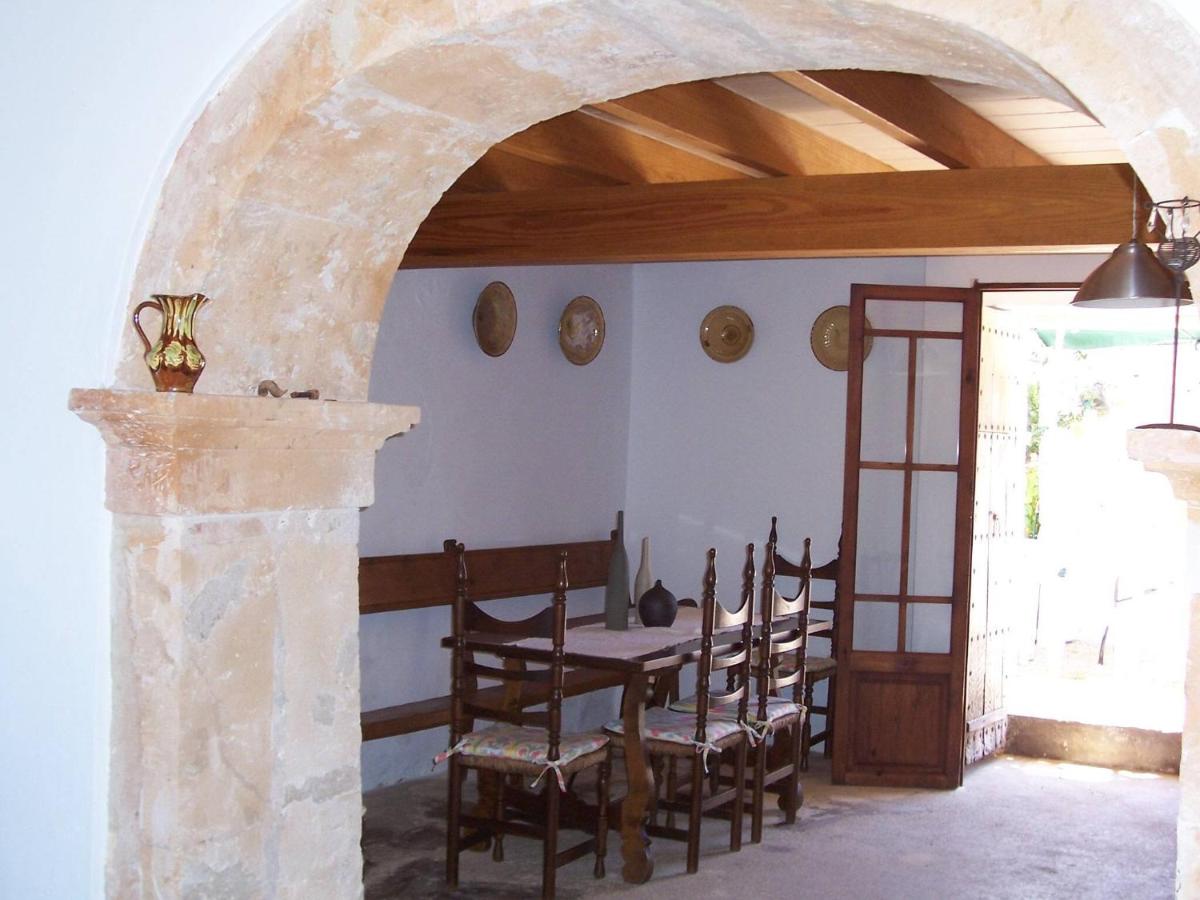 Beautiful rustic Mallorcan house with private pool near Cas Concos - Housity