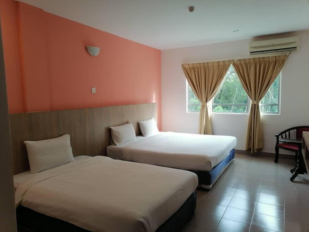 Suitetrails - S2 Hotel