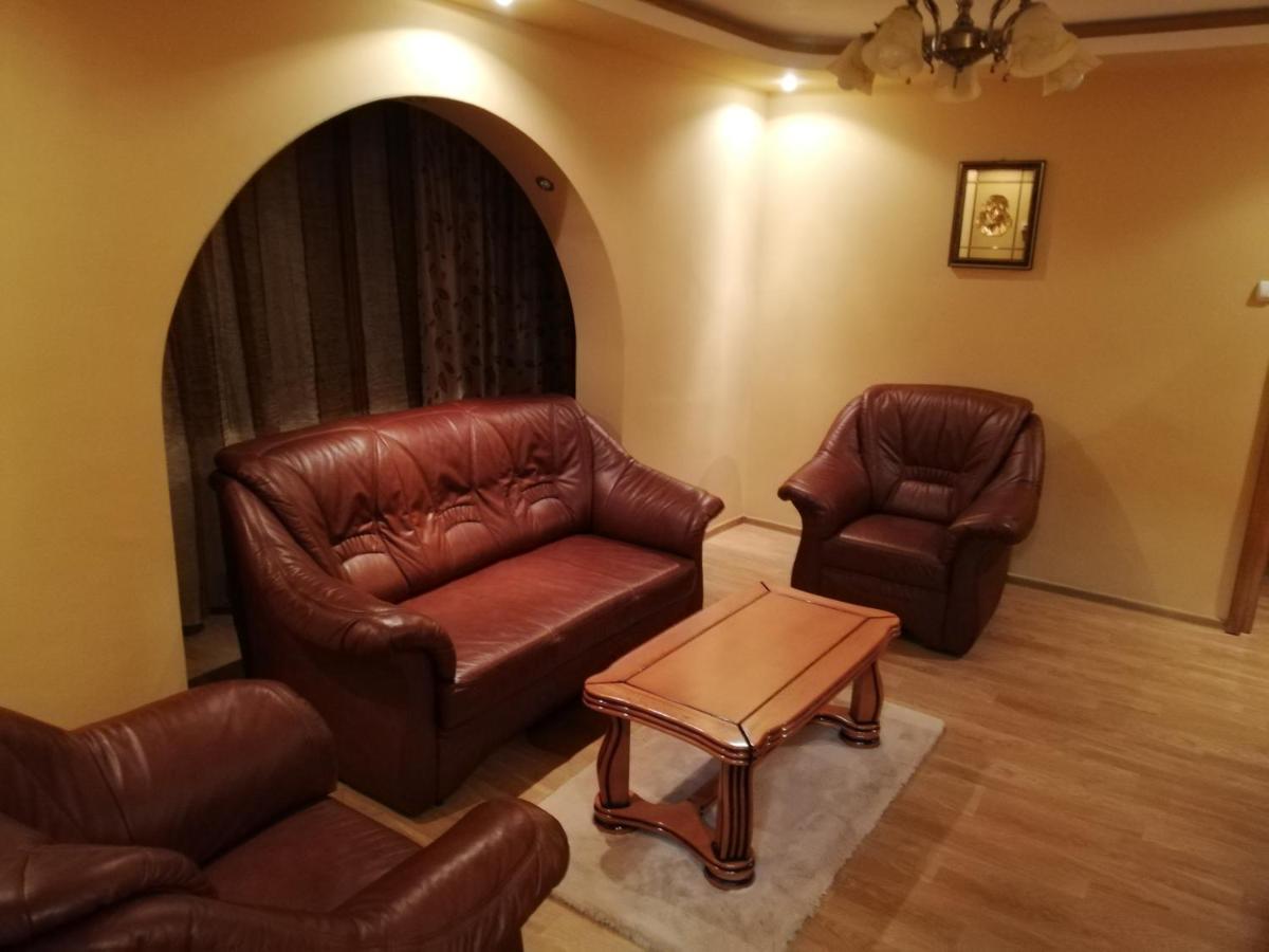 Apartament 3 camere - Hizvo