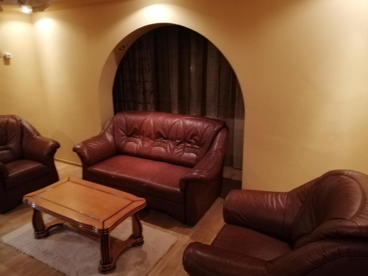 Apartament 3 camere - Hizvo