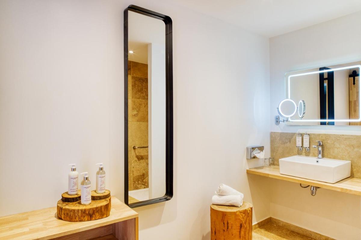 Le Domaine de Baulieu, Singuliers Hotels - Housity