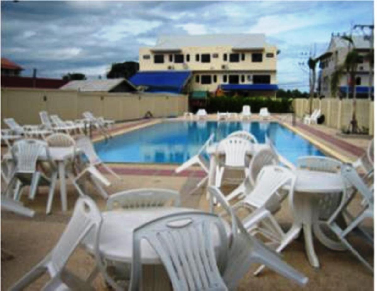 Donkeys Rest Hotel - Housity