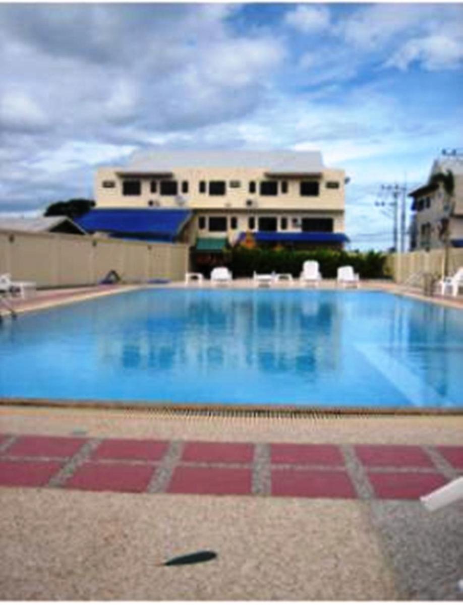 Donkeys Rest Hotel - Housity