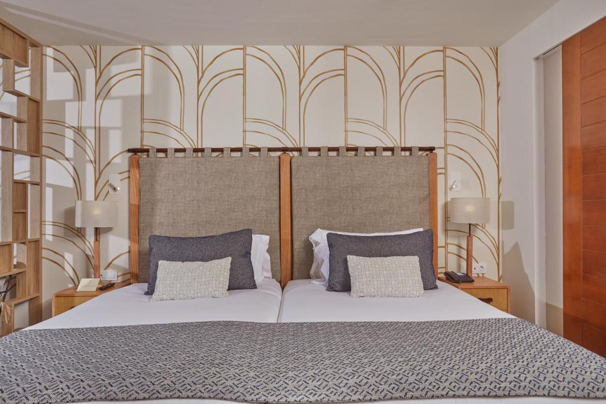 Cama o camas de una habitación en Secrets Lanzarote Resort & Spa - Adults Only (+18)