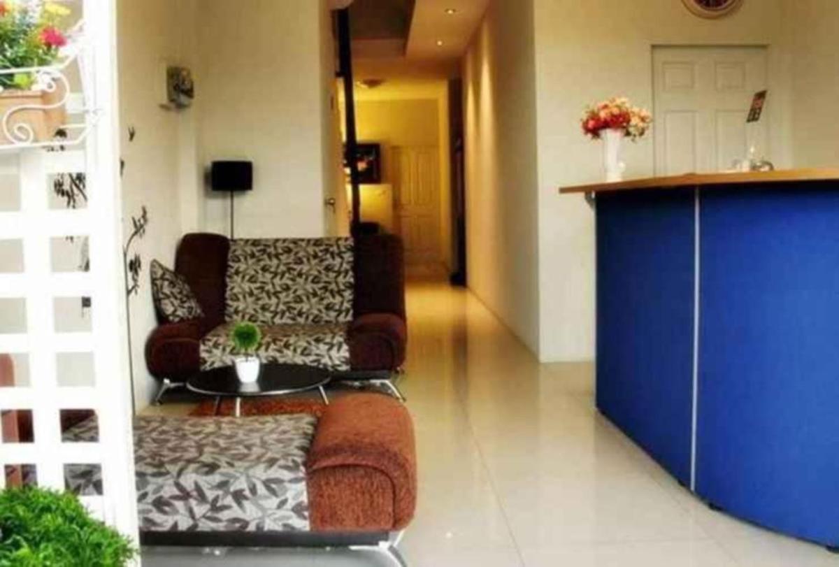Be Rich Hotel - Housity