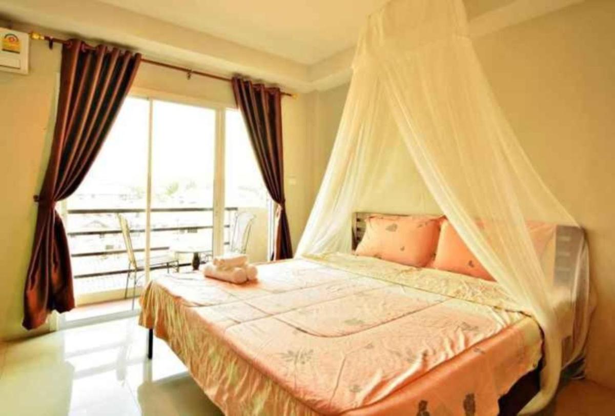 Be Rich Hotel - Housity