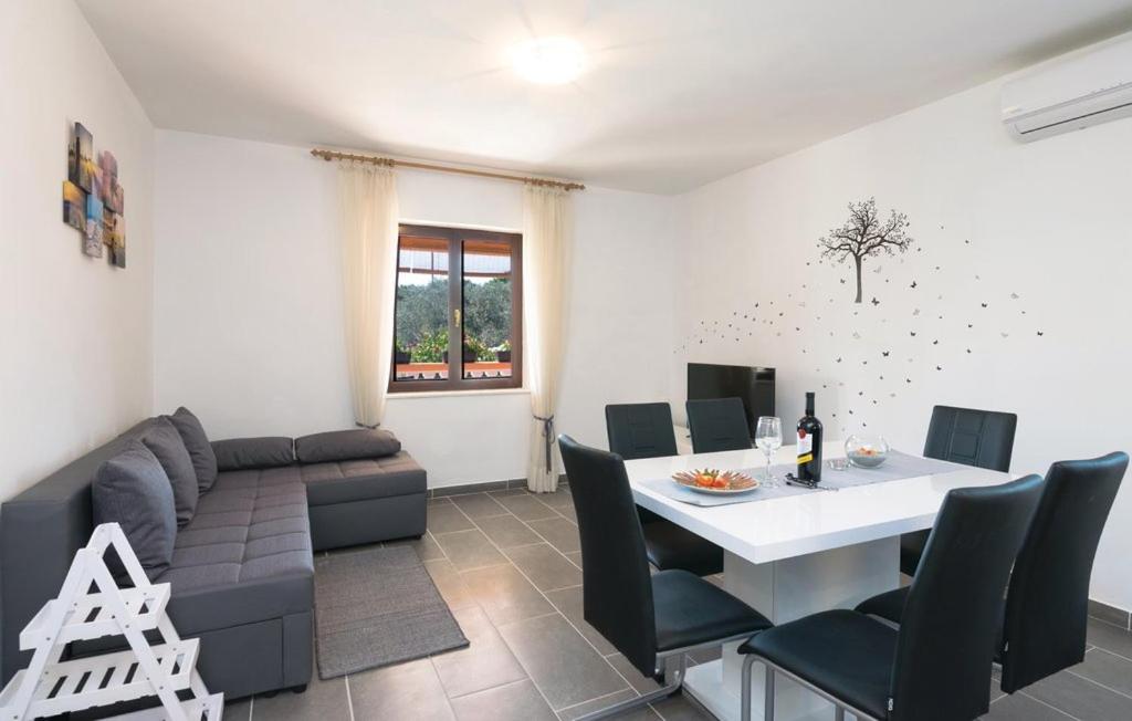 Apartments Devic - Housity