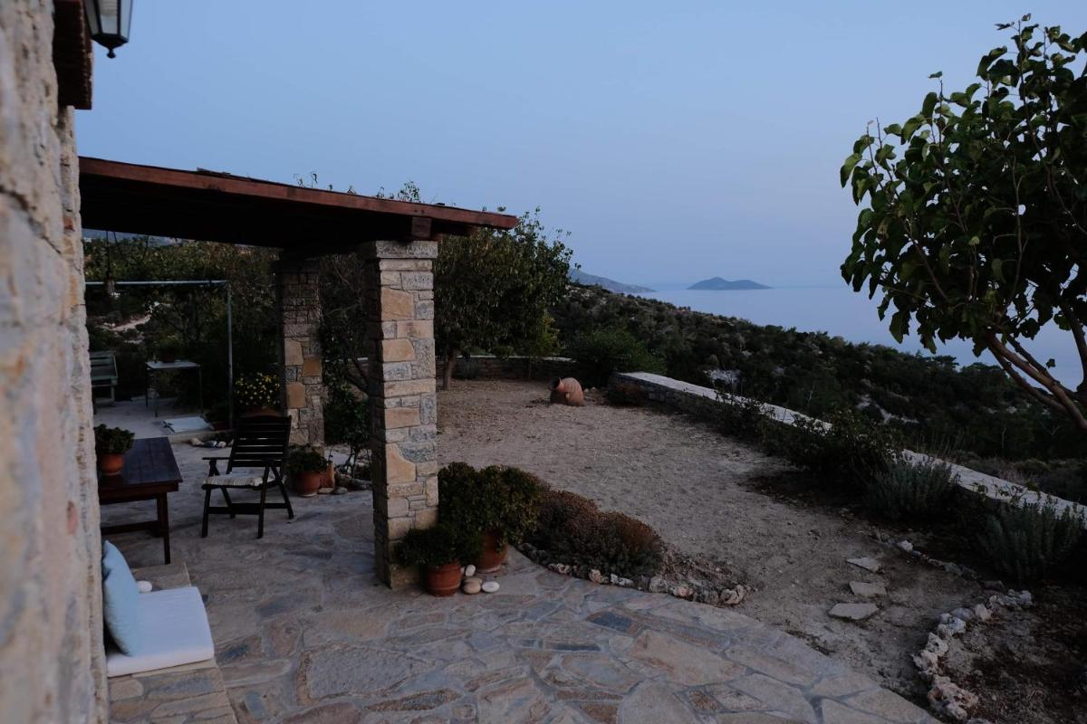 Oceanis cottage house - Housity