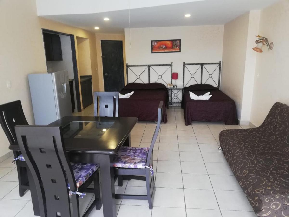 Hotel Las Torres Gemelas Acapulco - Housity