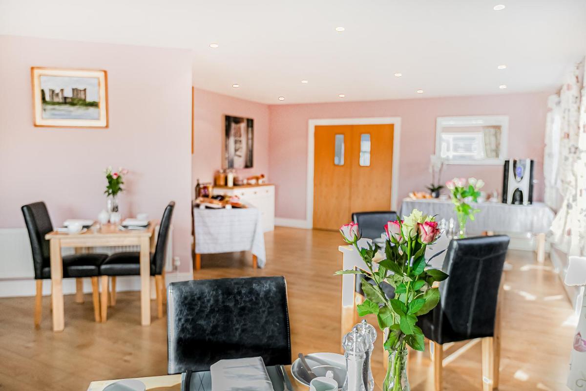 Caravogue House - Housity