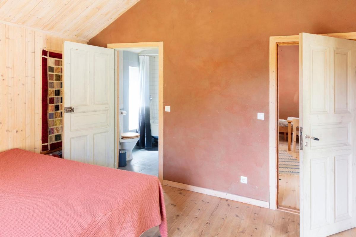 Sustainable and soulful close to lake - Housity