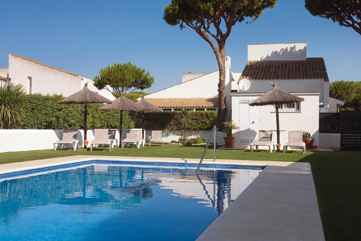 Villas La Barrosa - Housity