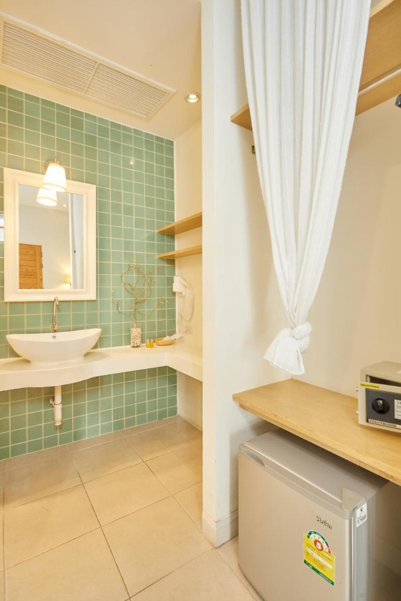 Talay Hotel and Villa Cha-am - Housity
