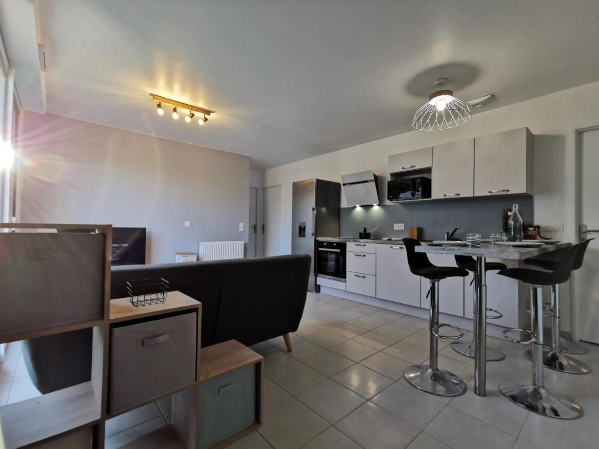 Villa 5 chambres - 3 salles de bain - Housity