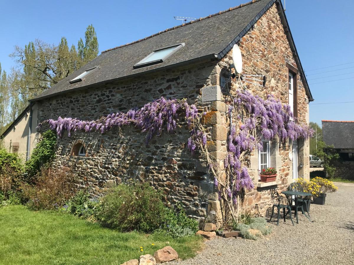 Charming Gite in Brittany - Housity